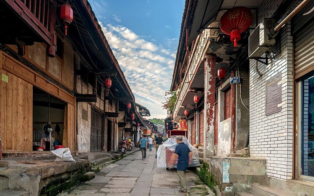 冯绍峰与景甜恋情曝光！甜蜜互动曝光，网友太配了